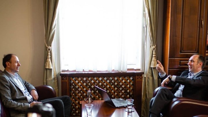 Đorđe Petrović u strateškom razgovoru sa vlasnikom porodične kompanije